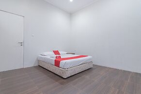 RedDoorz Resort Syariah @ Idelansia Homestay Ciater