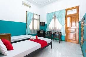 RedDoorz Syariah near Alun Alun Magelang