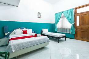 RedDoorz Syariah near Alun Alun Magelang