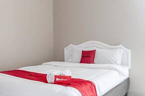 RedDoorz Plus near Tambun Station