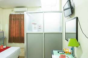 RedDoorz @ Gatot Subroto Ende