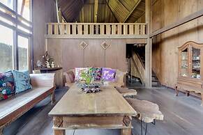 RedDoorz @ Omah Kayu Homestay