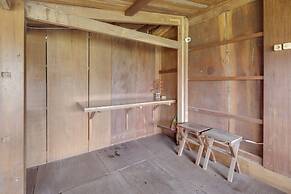 RedDoorz @ Omah Kayu Homestay