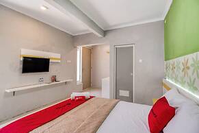 RedDoorz near Malioboro Tugu Station Jogja 2