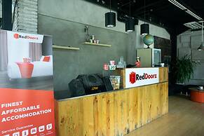 RedDoorz near Alun Alun Madiun