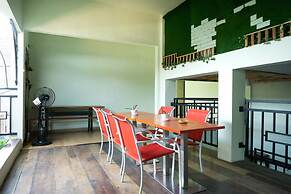 RedDoorz near Alun Alun Madiun