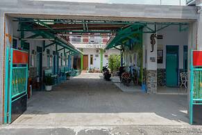 RedDoorz Syariah near Alun Alun Balai Kota Tegal