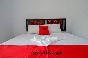 RedDoorz Syariah near Alun Alun Balai Kota Tegal