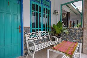 RedDoorz Syariah near Alun Alun Balai Kota Tegal