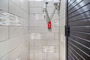 RedDoorz Hostel near Stadion Mandala Krida Yogya