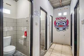 RedDoorz Hostel near Stadion Mandala Krida Yogya