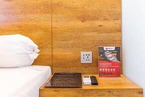 RedDoorz Plus near Ringroad City Walks Medan 2