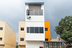 RedDoorz Plus near Ringroad City Walks Medan 2