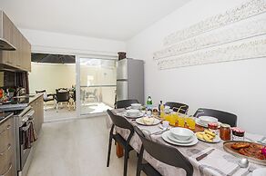 Summer Breeze Maisonette with Terrace by Getaways Malta