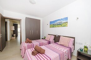 Summer Breeze Comfort Apartments by Getaways Malta