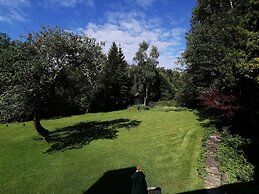 Tŷ Mawr Country Hotel