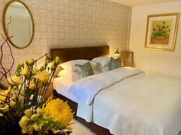 Tŷ Mawr Country Hotel