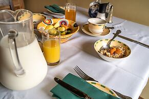 Tŷ Mawr Country Hotel