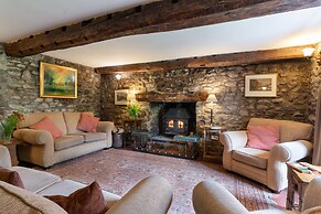 Tŷ Mawr Country Hotel