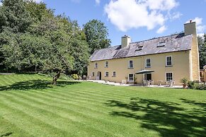 Tŷ Mawr Country Hotel