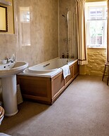 Tŷ Mawr Country Hotel