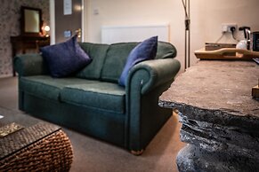 Tŷ Mawr Country Hotel