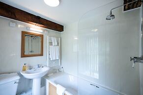 Tŷ Mawr Country Hotel