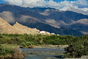 Indus River Camp