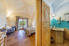 Moma Hotel Cannigione