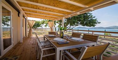 Mobile Home Frangipani 1