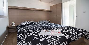 Mobile Home Frangipani 1