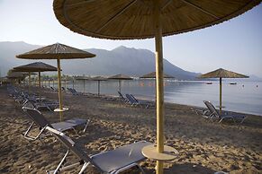 Paleros Beach Resort