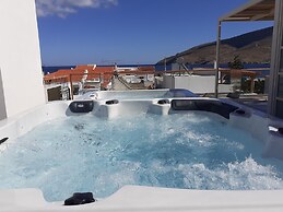 Andros 4 All Seasons Villas & Suites