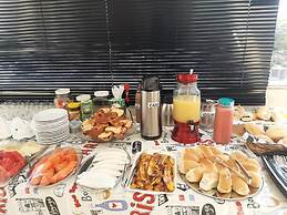 Hotel Suítes Porto Frevo