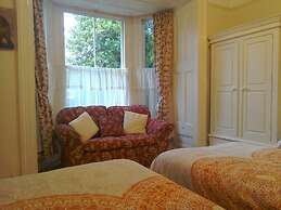 6-bed House in Snowdonia With Your own Private pub