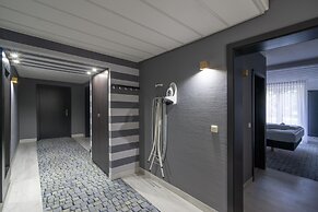 SL'otel im Parforcehaus