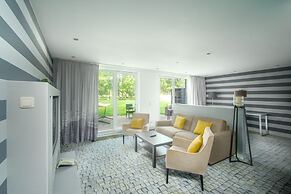 SL'otel im Parforcehaus