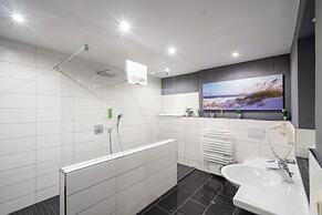 SL'otel im Parforcehaus