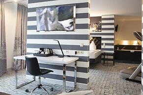 SL'otel im Parforcehaus