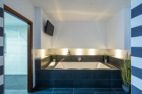 SL'otel im Parforcehaus