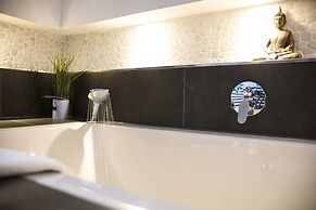 SL'otel im Parforcehaus