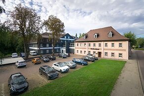 SL'otel im Parforcehaus