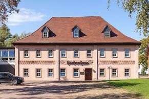 SL'otel im Parforcehaus