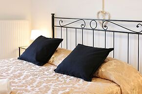 Apartments Saphron Beach