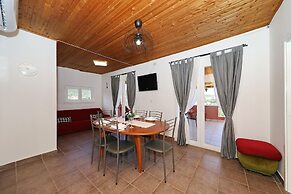 Apartments Saphron Beach