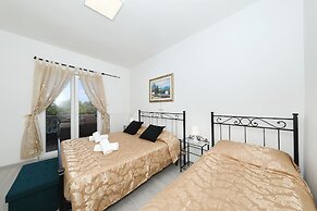 Apartments Saphron Beach