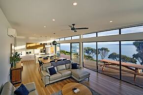 Freycinet Coastal Retreat