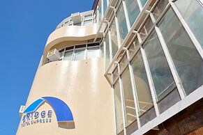 Bridge Hotel Express