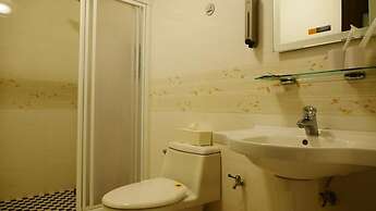 Finest Hour Guesthouse