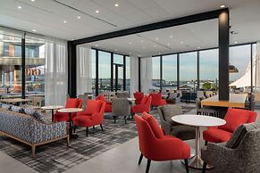 Hyatt Place Boston/Seaport District